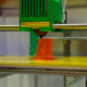 Der 3D-Drucker erstellt die Freiheitsstatue